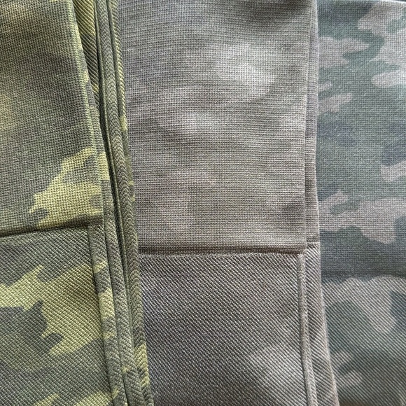 SPANX LOOK AT ME NOW LEGGINGS GREEN CAMO SIZE MEDIUM - Picture 5 of 5